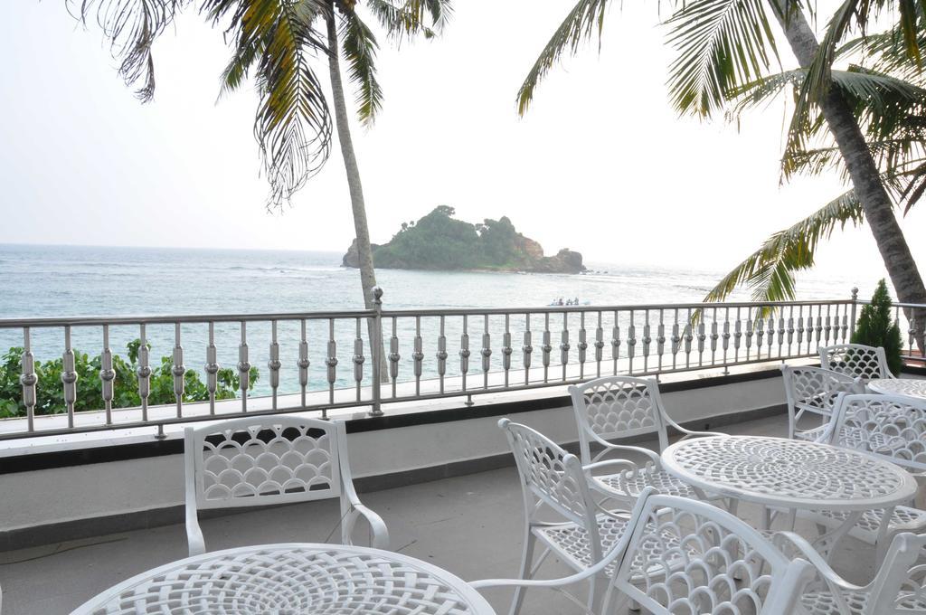 Goviyapana Beach Hotel Ahangama Rum bild