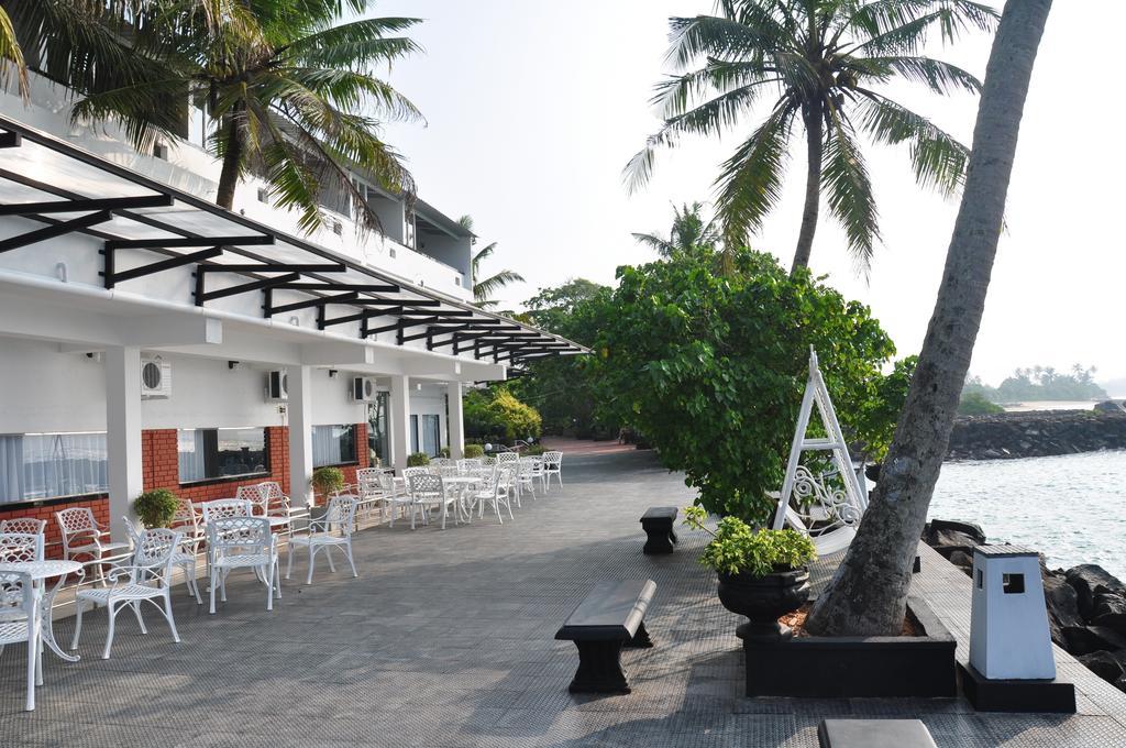 Goviyapana Beach Hotel Ahangama Exteriör bild